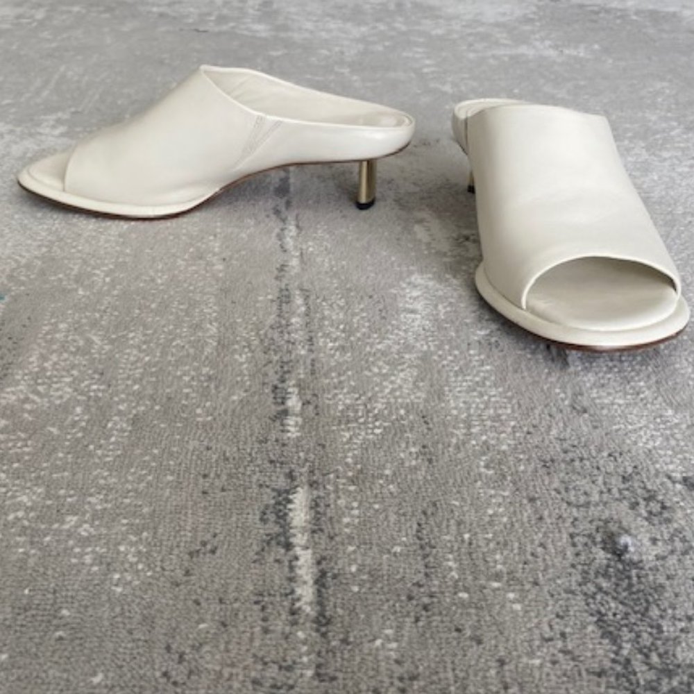 vince kitten heel leather white milk mule